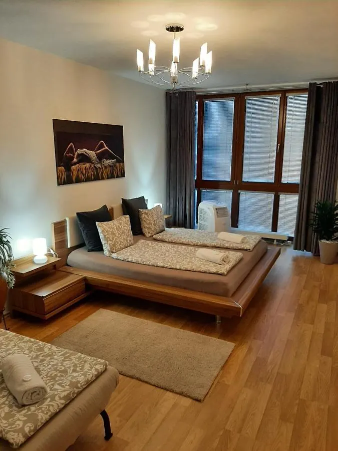 Nobless Apartment 브르노